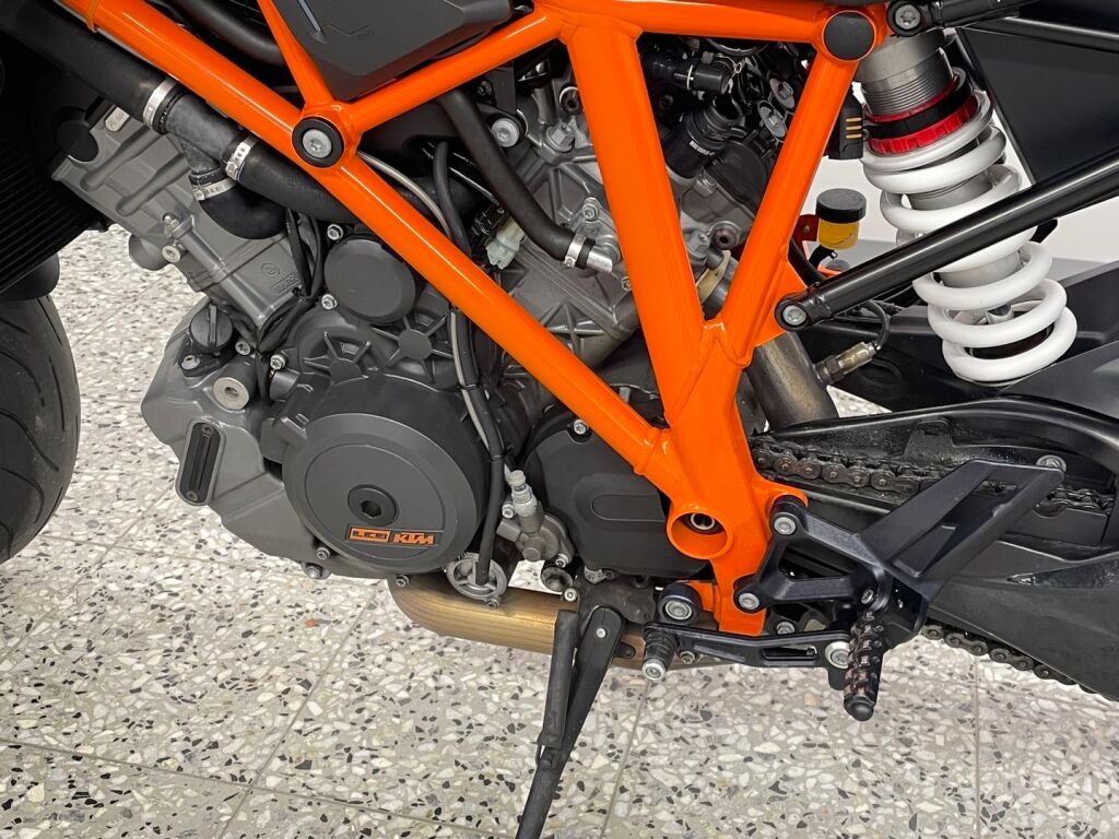 Ktm 1290 2014 Musta