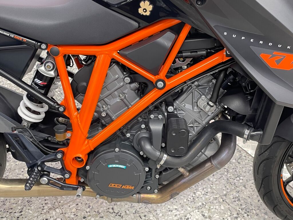 Ktm 1290 2014 Musta