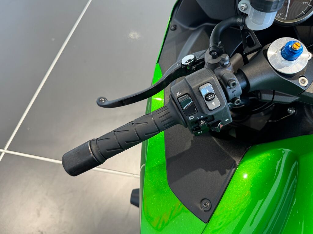 Kawasaki ZZR 2014 Vihreä