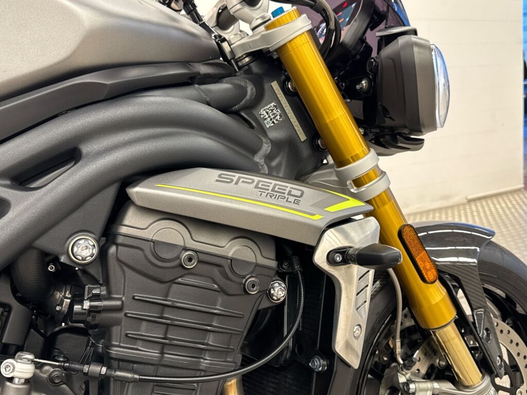 Triumph Speed Triple 2023 