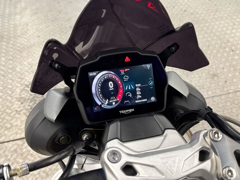 Triumph Speed Triple 2023 