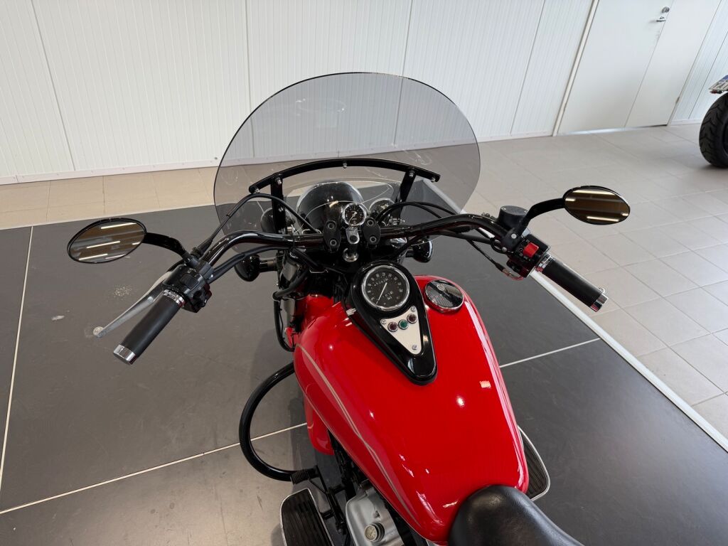 Kawasaki VN 1999 