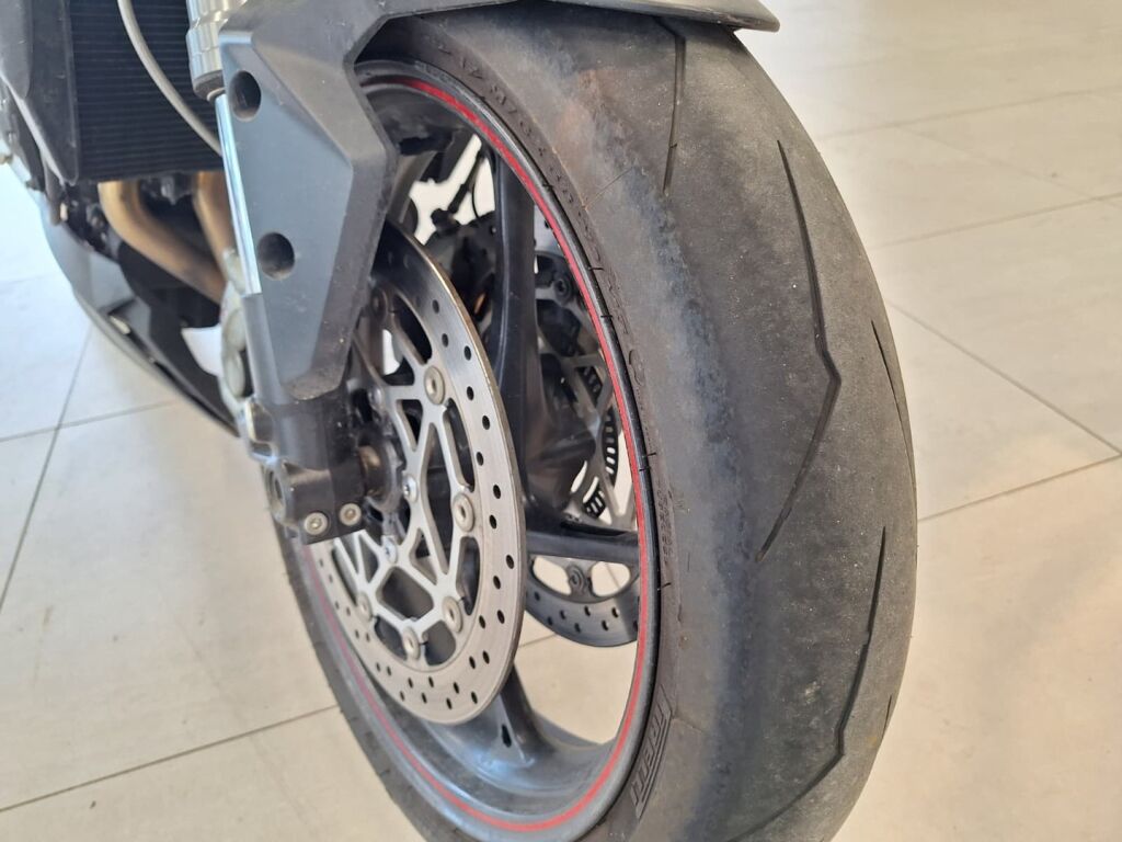 Triumph STREET TRIPLE 2020 