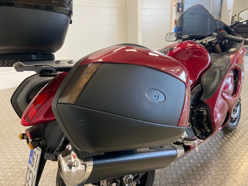 Suzuki GSX 2013 Punainen