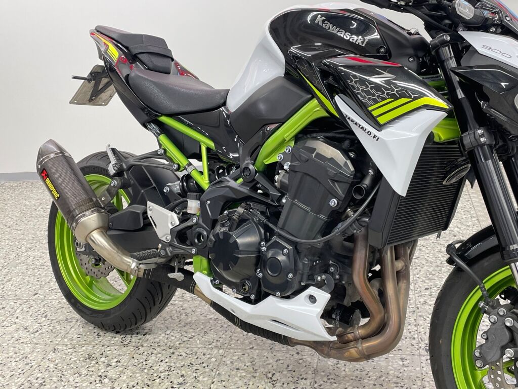 Kawasaki Z 2021 Musta