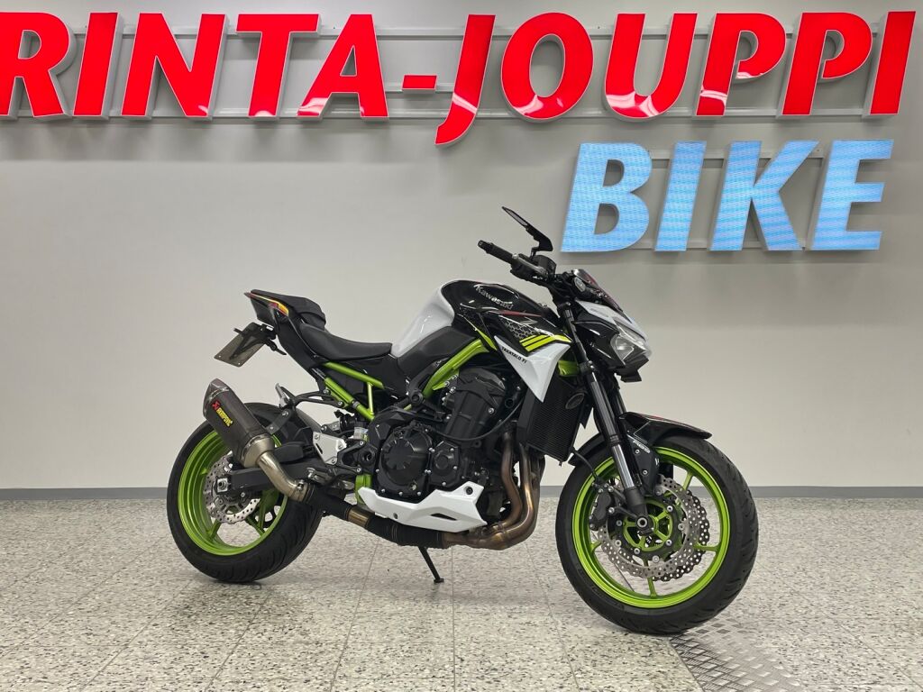 Kawasaki Z 2021 Musta