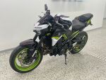 Kawasaki Z 2021 Musta