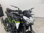 Kawasaki Z 2021 Musta