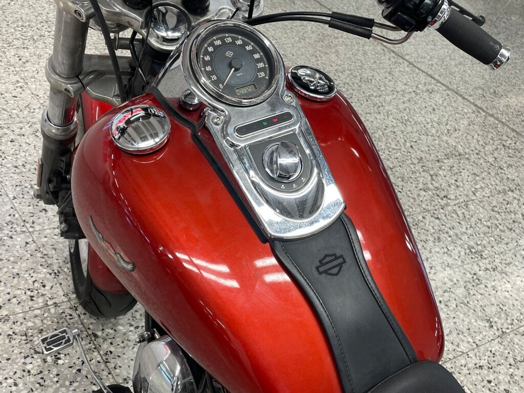 Harley-davidson DYNA 2013 