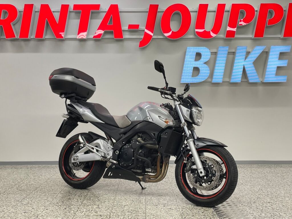 Suzuki GSR 2008 Hopea