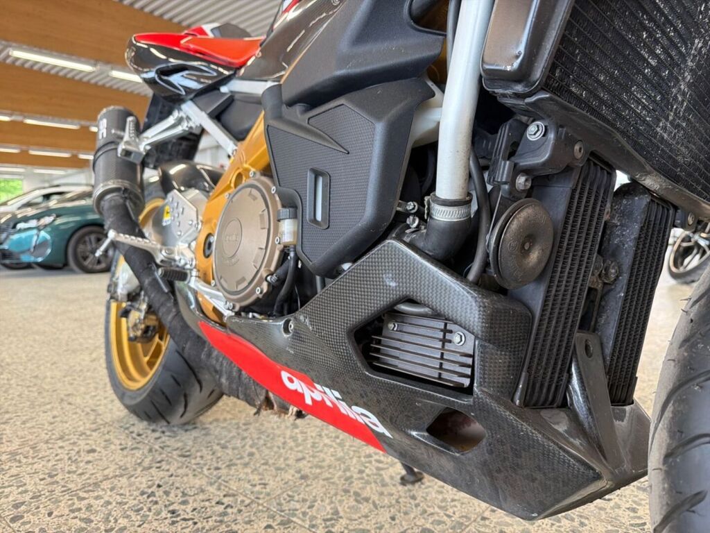 Aprilia Tuono 2010 