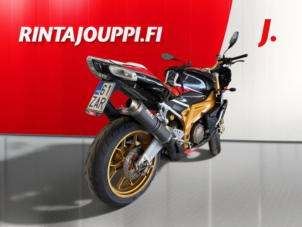Aprilia Tuono 2010 