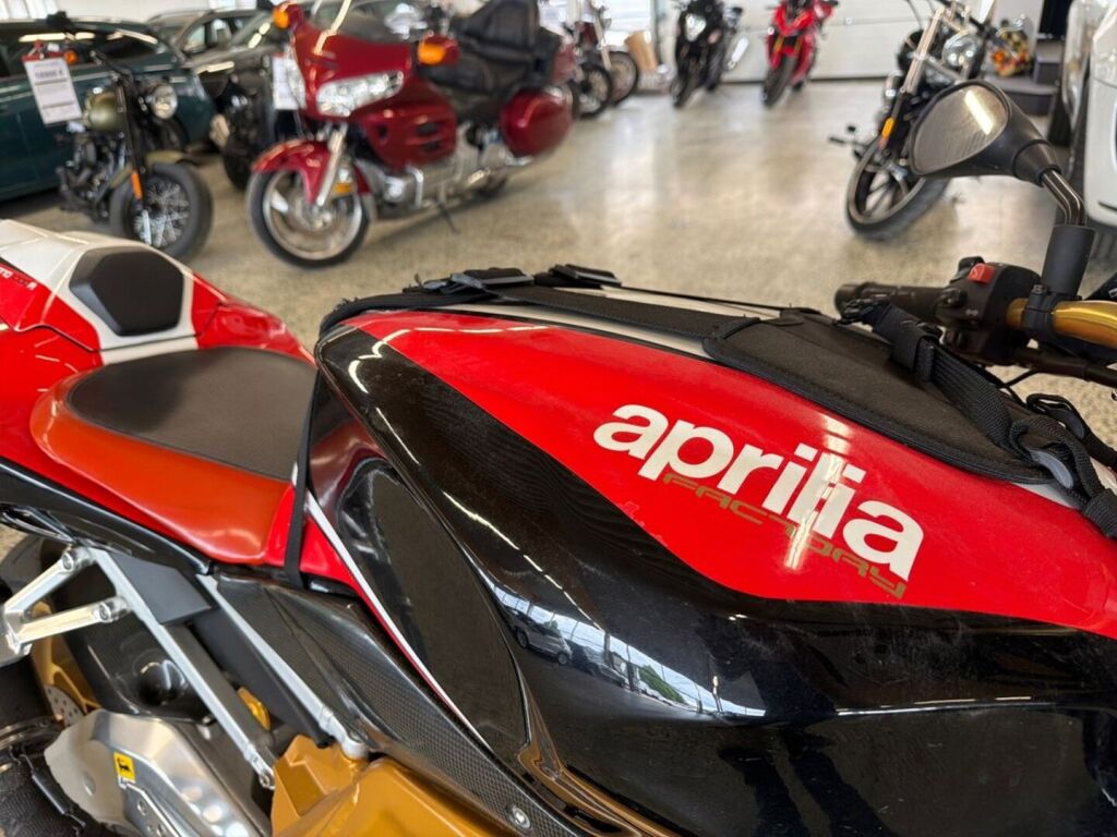 Aprilia Tuono 2010 