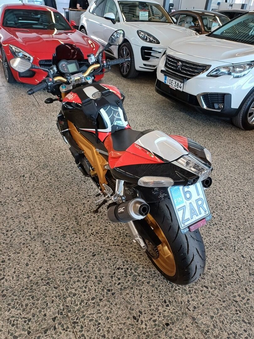 Aprilia Tuono 2010 