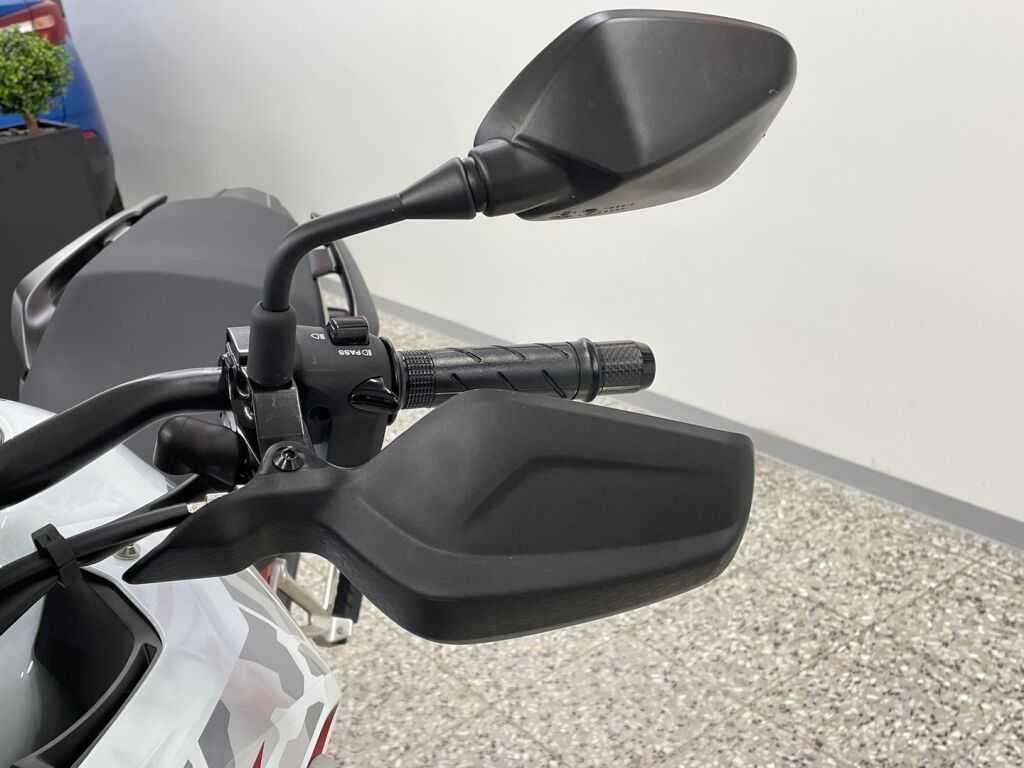 Honda CB 2022 