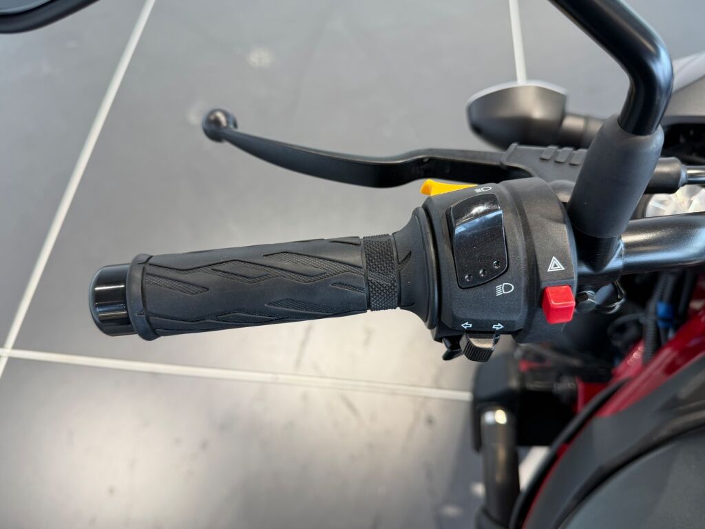 Suzuki SV 2020 