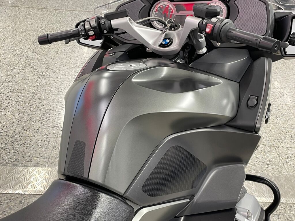 BMW R 2015 SO V 32