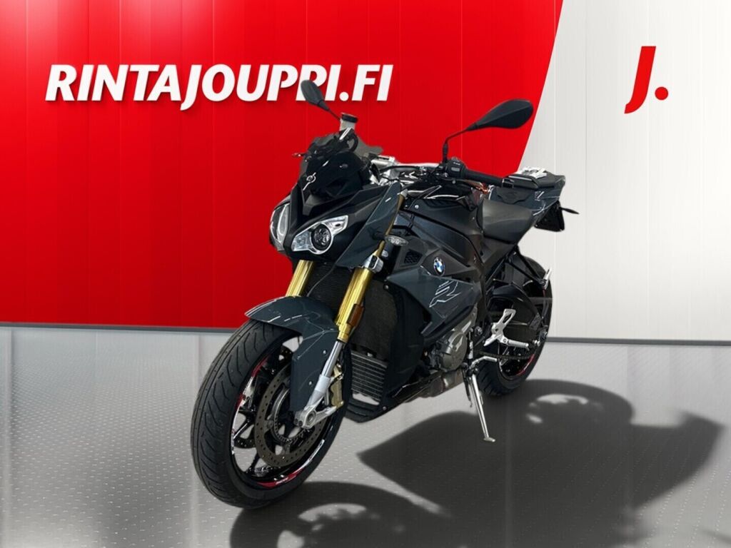BMW S 2017 