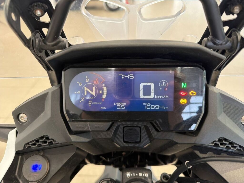 Honda CB 2022 