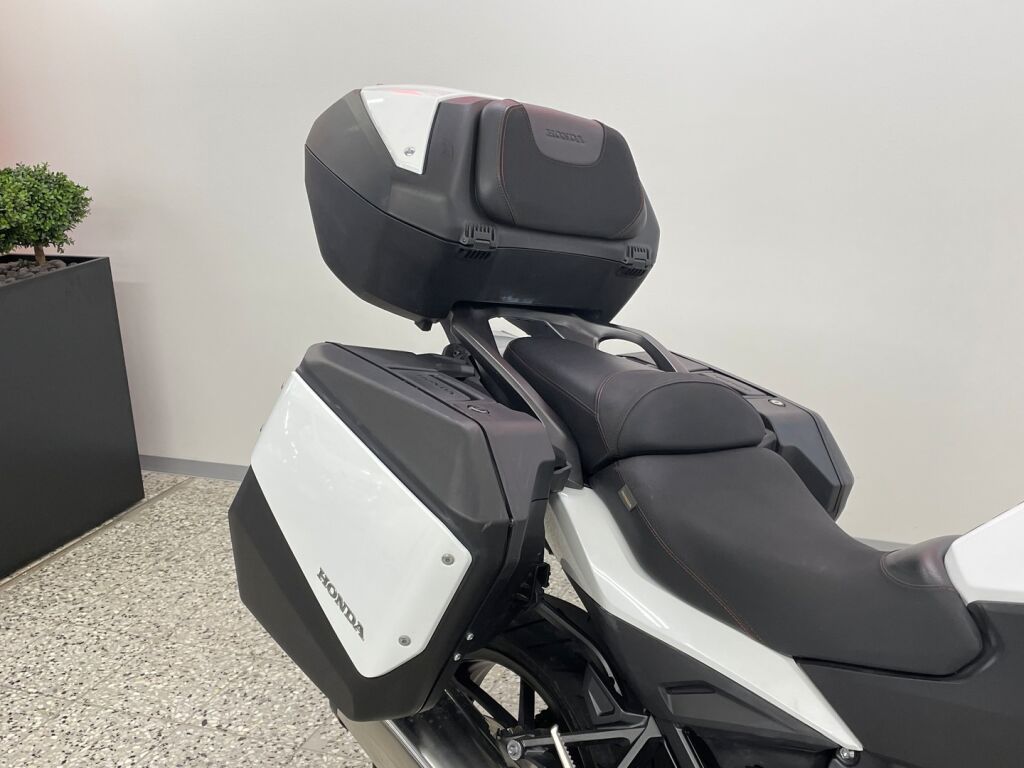 Honda NT 2022 
