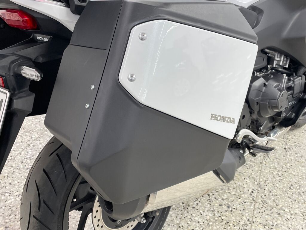 Honda NT 2022 