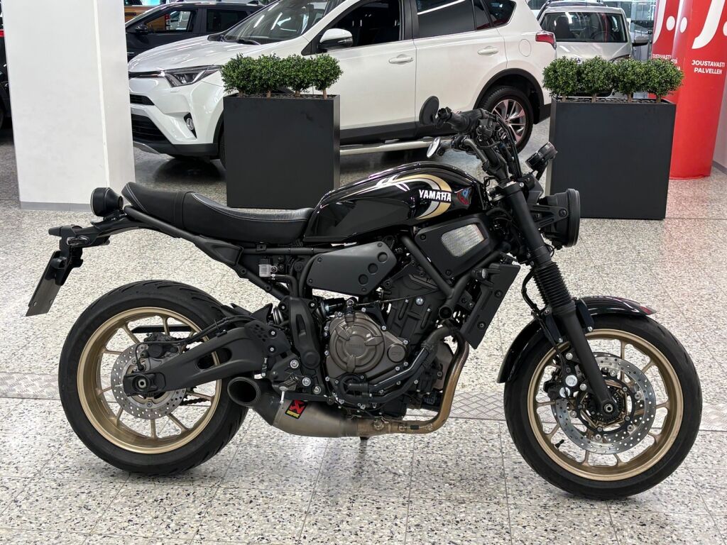 Yamaha XSR 2025 