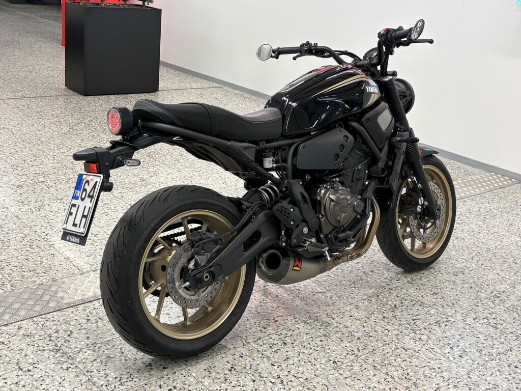 Yamaha XSR 2025 