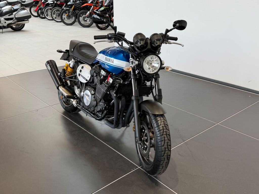 Yamaha XJR 2018 