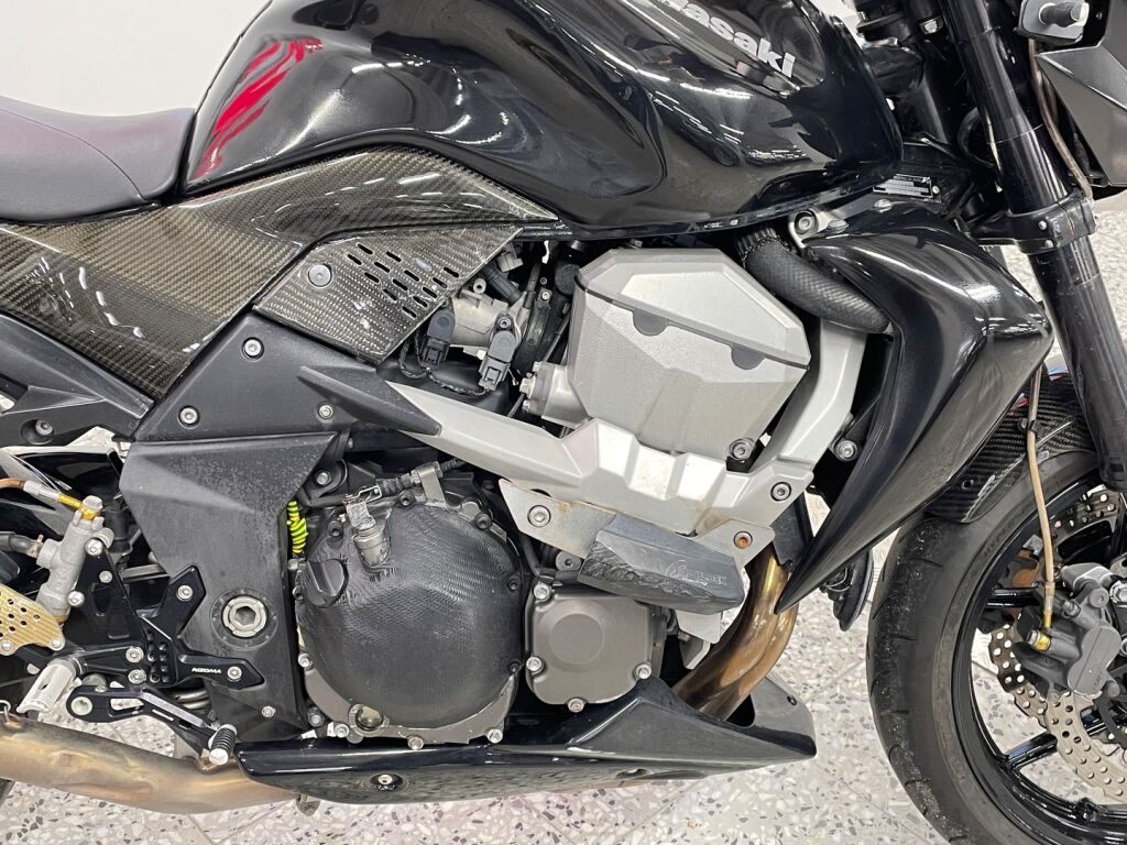 Kawasaki Z 2007 Musta