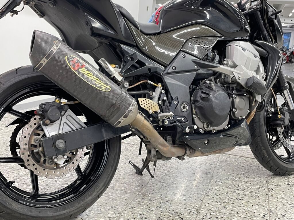 Kawasaki Z 2007 Musta