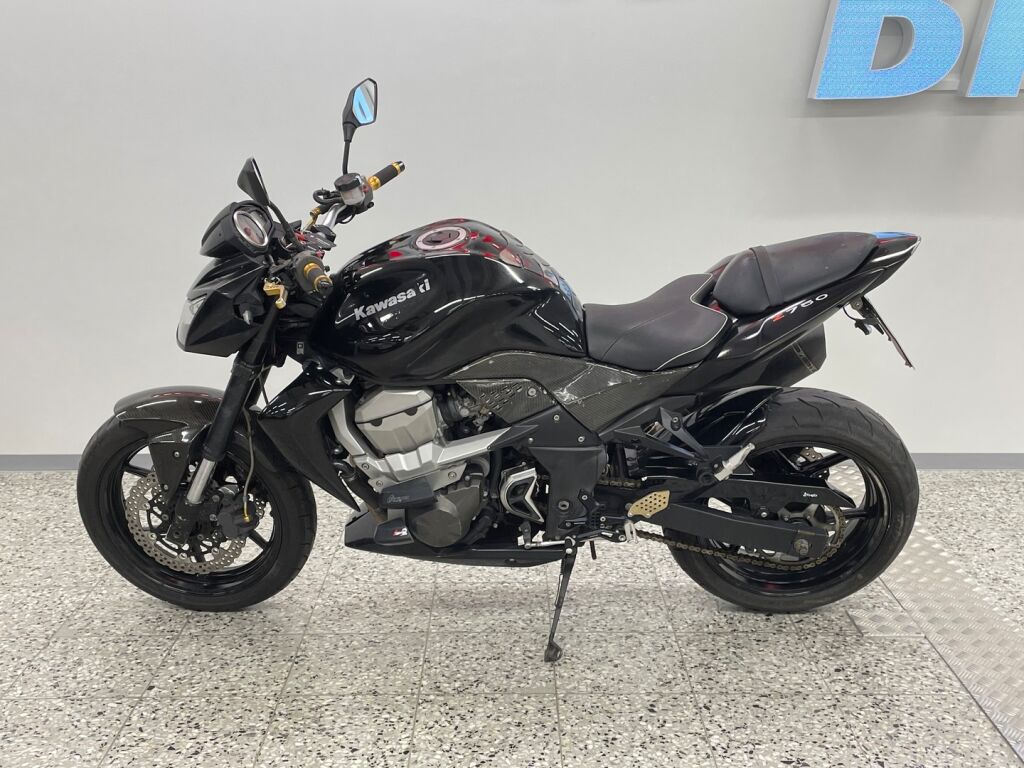 Kawasaki Z 2007 Musta