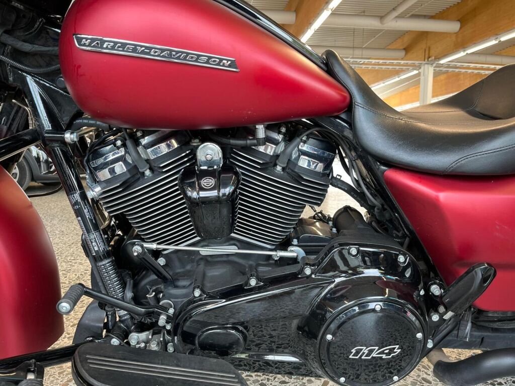 Harley-davidson STREET GLIDE SPECIAL 2019 Punainen