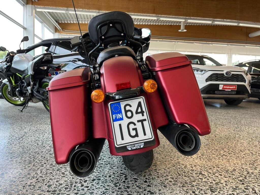 Harley-davidson STREET GLIDE SPECIAL 2019 Punainen
