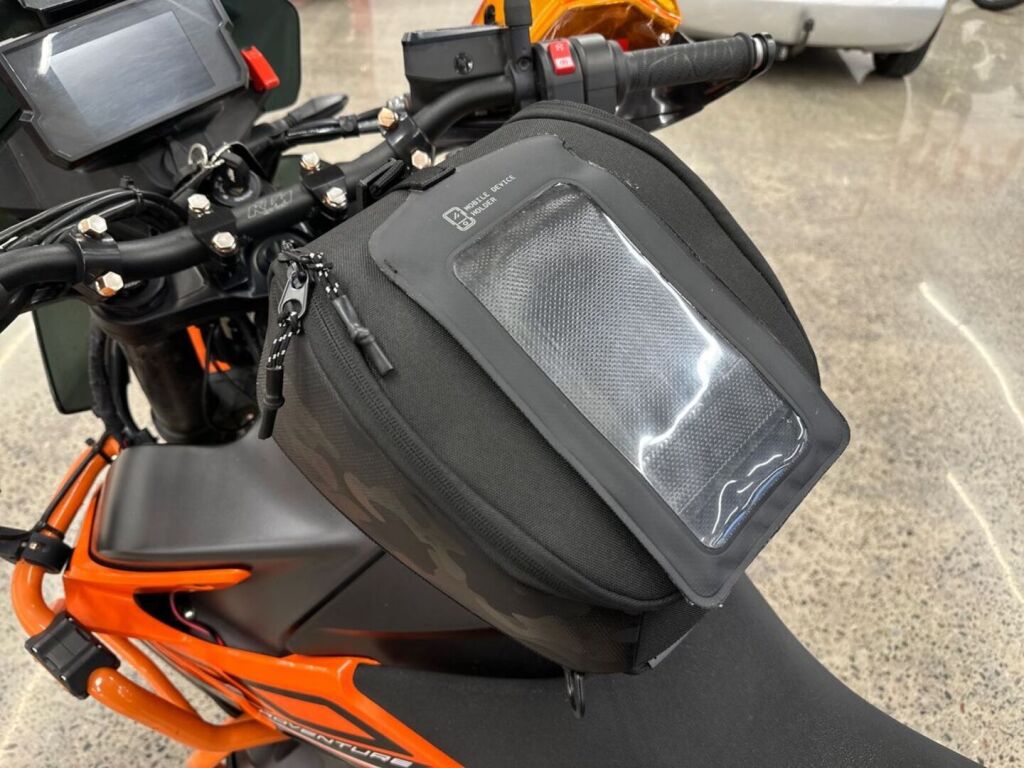 Ktm 890 2022 