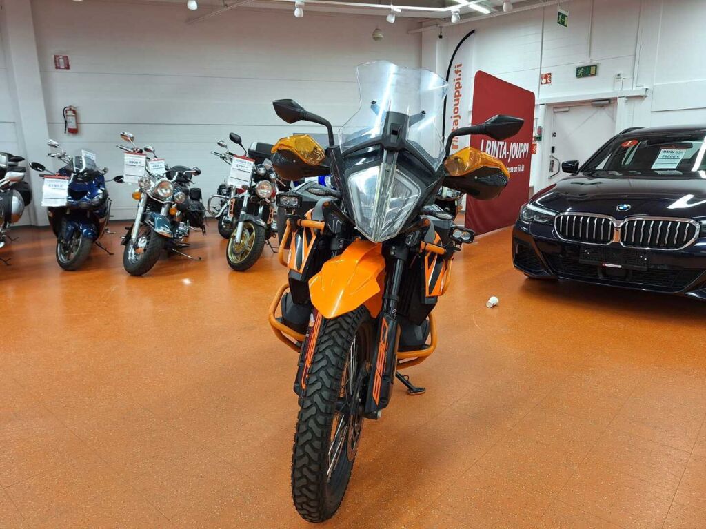 Ktm 890 2022 