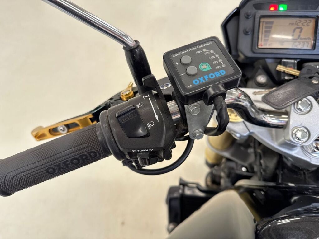 Honda CB 2007 Musta