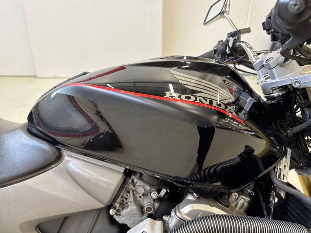 Honda CB 2007 Musta