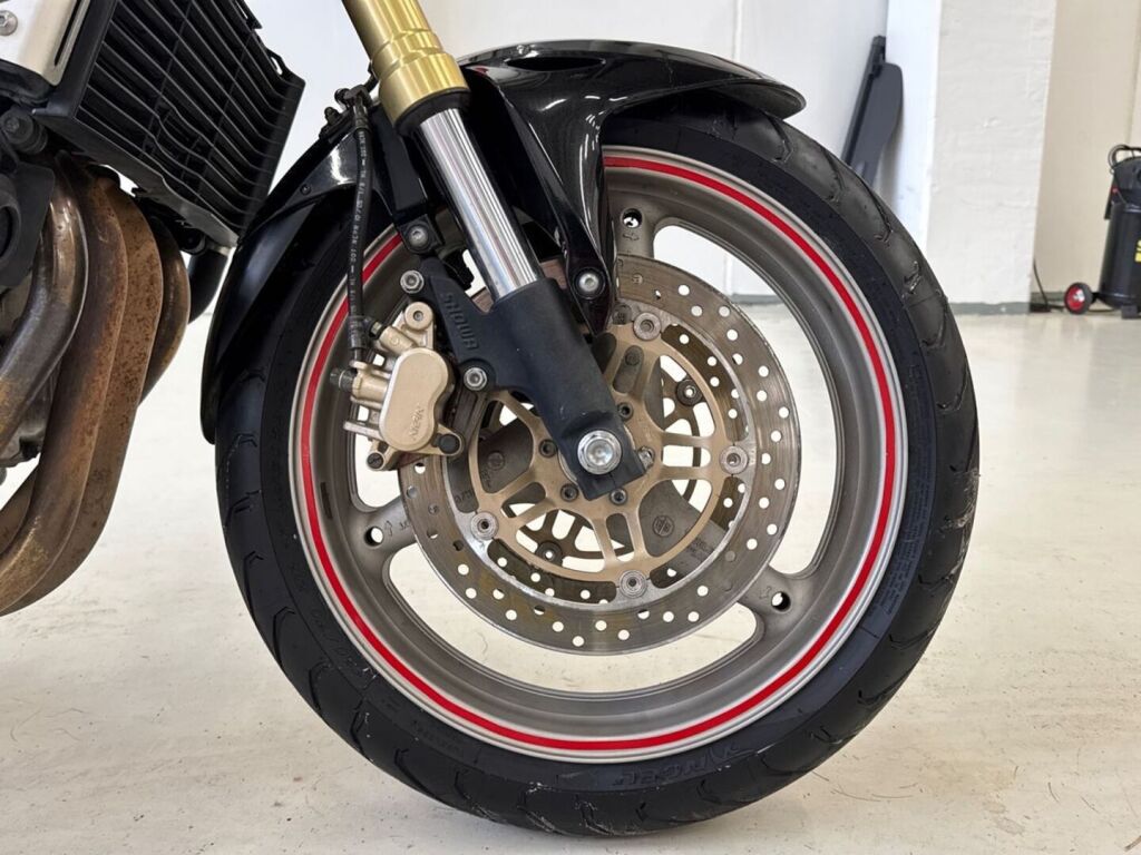 Honda CB 2007 Musta