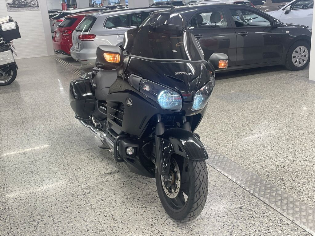 Honda GL 2013 