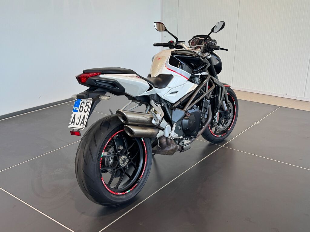 Mv agusta BRUTALE 2010 Valkoinen