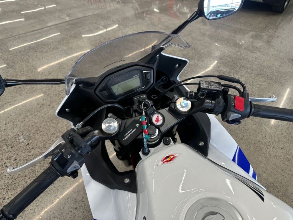 Honda CBR 2018 Tricolor