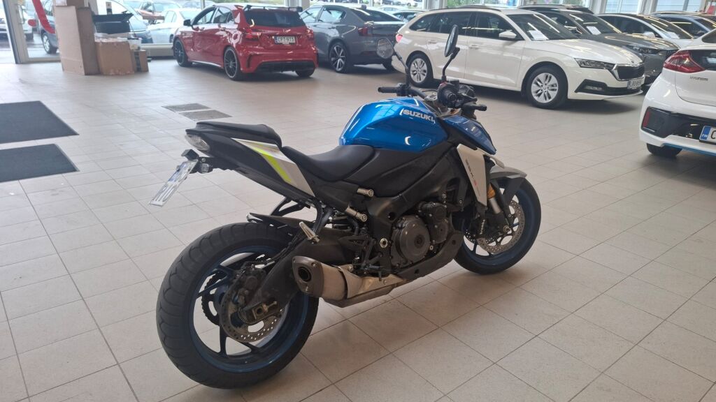 Suzuki GSX-S 2023 