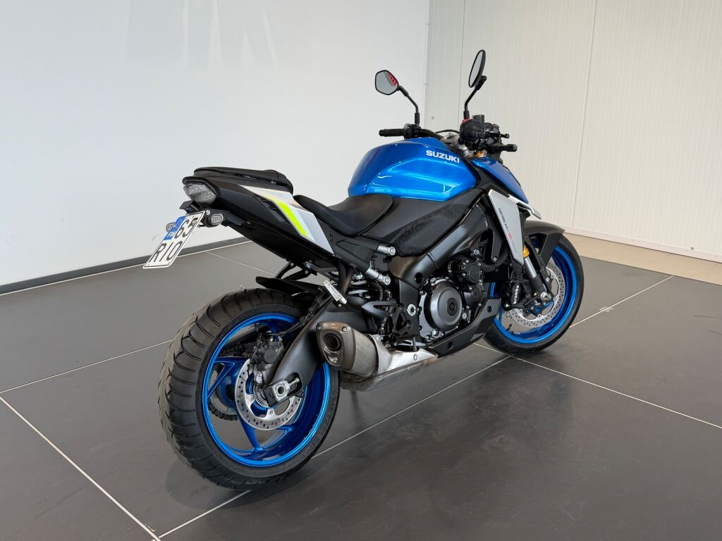 Suzuki GSX-S 2023 