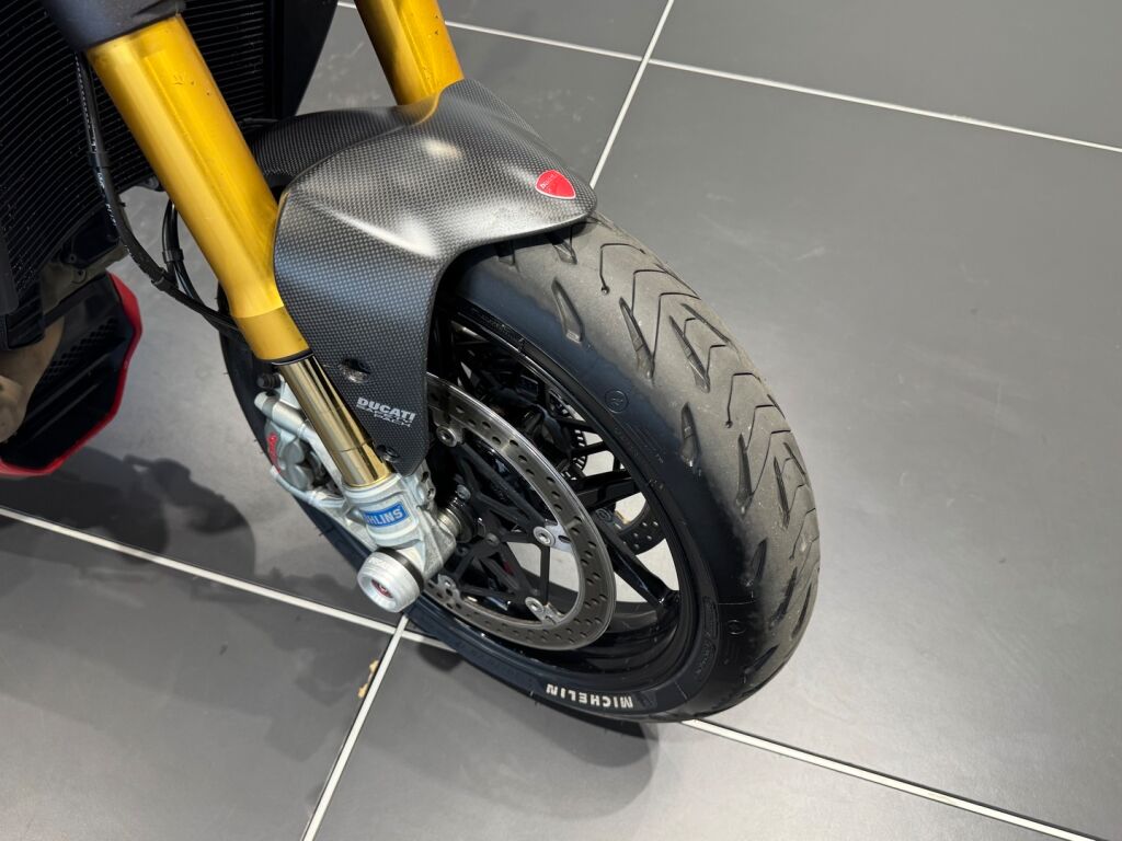 Ducati MONSTER 2014 Punainen