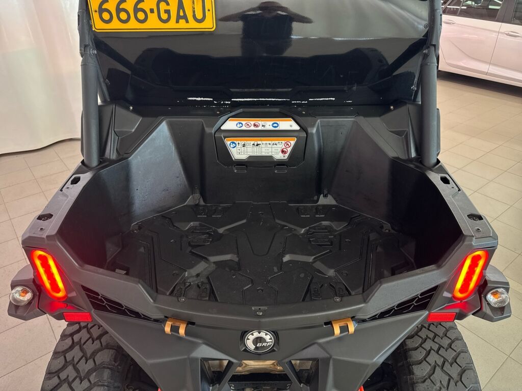 Can-am MAVERICK 2020 