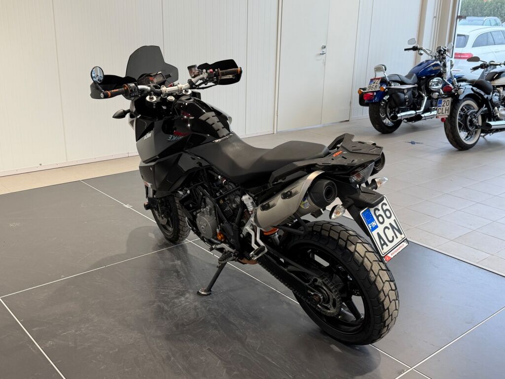 Ktm 990 2011 