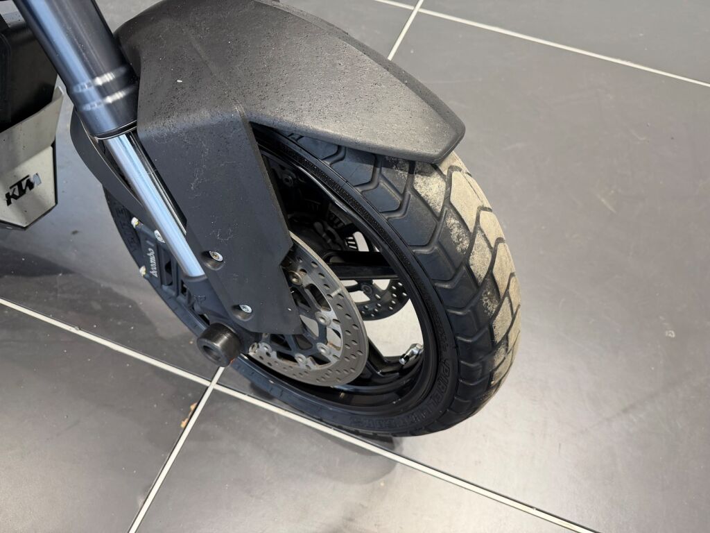 Ktm 990 2011 