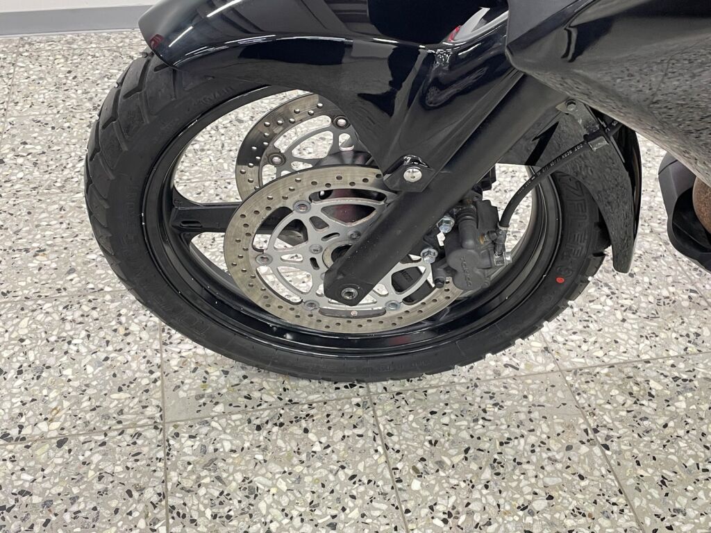 Suzuki DL 2007 Musta