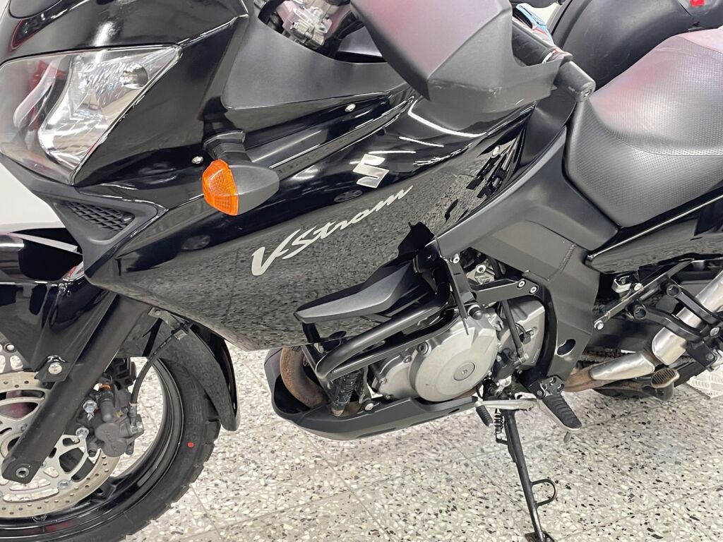 Suzuki DL 2007 Musta