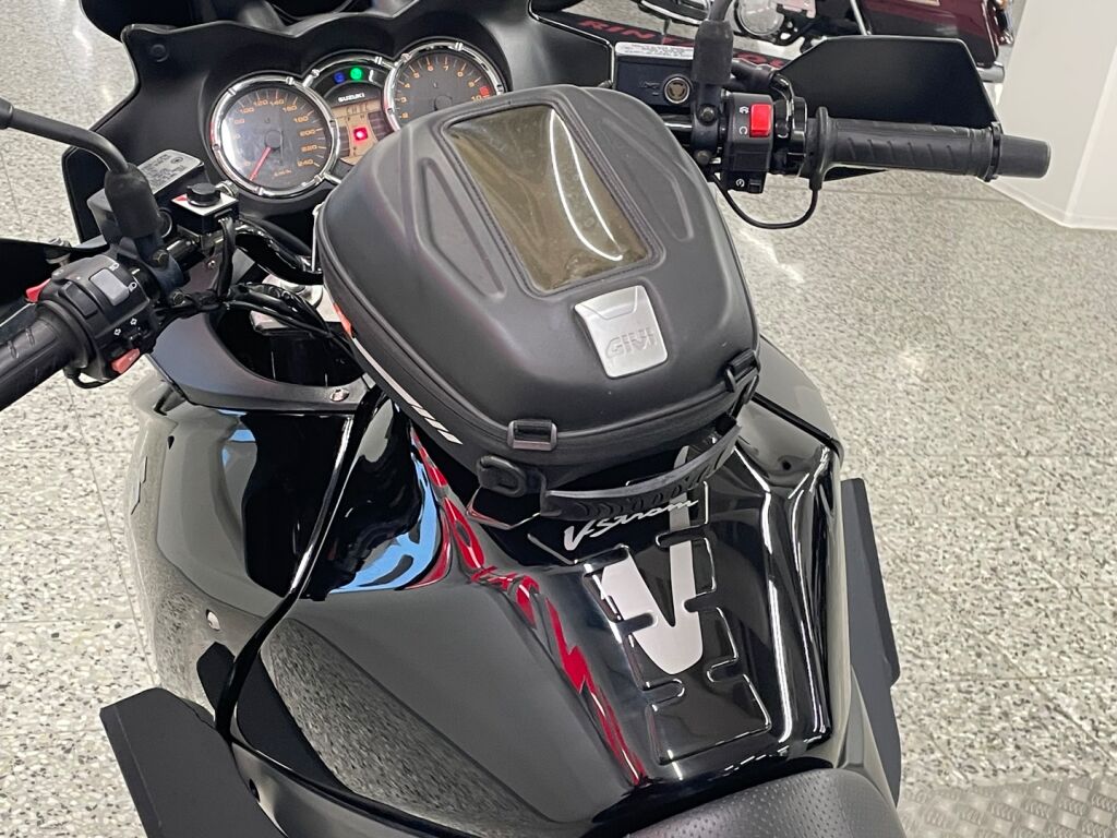 Suzuki DL 2007 Musta